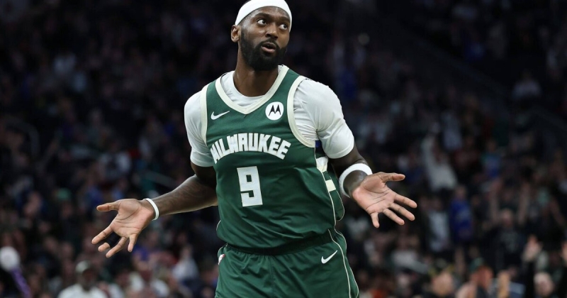 Бобби Портис раздавил принадлежащую зрителю банку с напитком