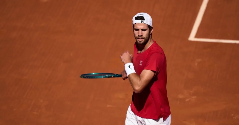 Хачанов перед матчем с Давидовичем-Фокина: «У Алехандро высокий уровень игры, но он может допускать глупые ошибки»