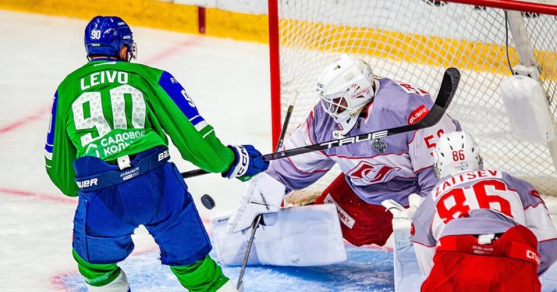 Хет-трик Ружички с голом на 59:59 принес «Спартаку» победу над «Салаватом» в овертайме – 5:4. Счет в серии сравнялся – 1-1