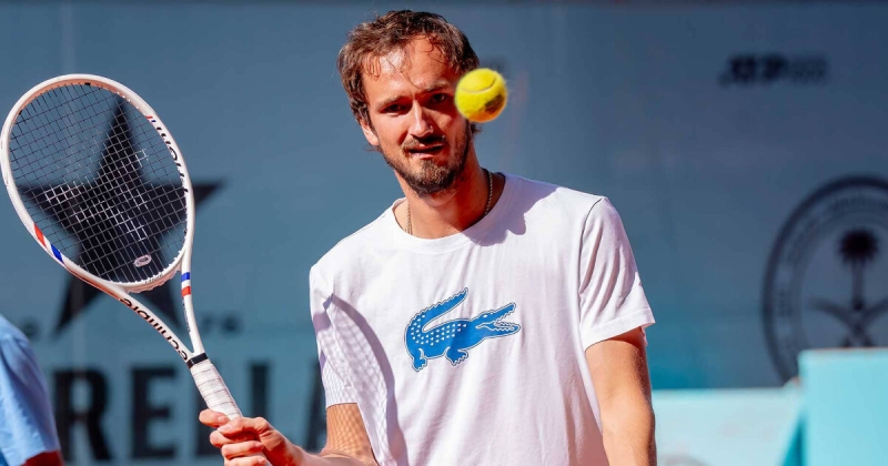 Мадрид (ATP). Медведев, Рууд, Дрэйпер вышли в 1/4 финала, Зверев, Бублик, Тиафу, Димитров, де Минаур выбыли