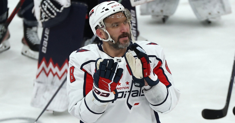 Путин поздравил Овечкина с рекордом НХЛ: «Вы обошли легендарных мастеров по количеству шайб. Поздравляю с этим знаменательным событием. Желаю здоровья, удачи и боевого настроя»