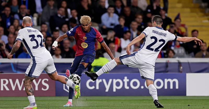 У 17-летнего Ямаля 16 мячей и 21 голевой пас в 54 играх за «Барселону» и Испанию в этом сезоне