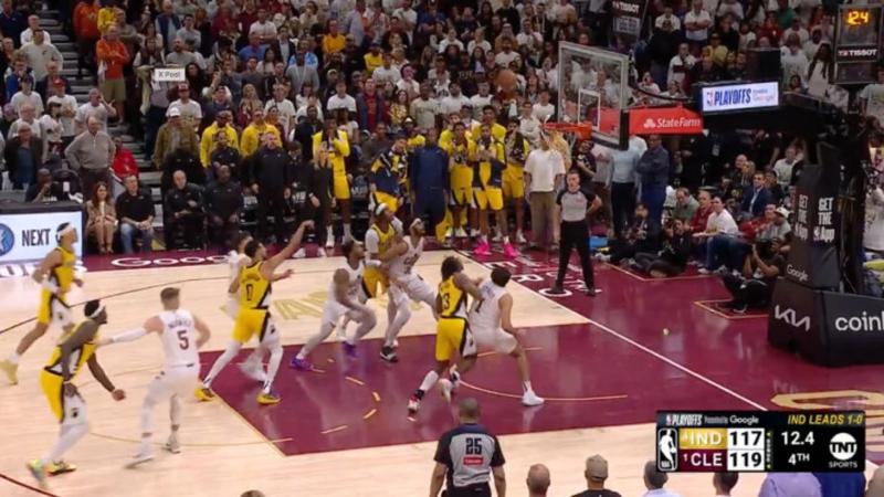 Судьи проигнорировали нарушение Тайриза Халибертона при исполнении ключевого штрафного в концовке матча