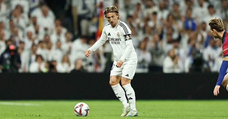 Винисиус – Модричу: «Я научился у тебя пасовать шведой. Твой футбол был искусством. Спасибо за все, Маэстро»