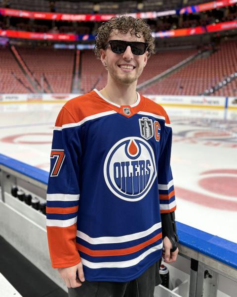 Брэндин Подземски посетил матч финальной серии НХЛ &laquo;Эдмонтон&raquo; &ndash; &laquo;Флорида&raquo;