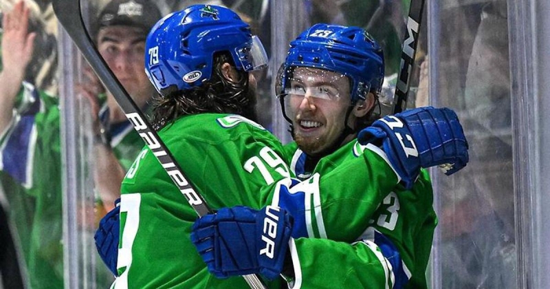 Фарм-клуб «Ванкувера» впервые выиграл Кубок Колдера, обыграв фарм «Флориды» 4-2 в серии. Вратарь Шилов признан самым ценным игроком плей-офф