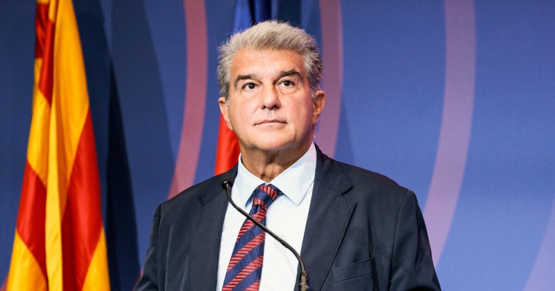 Лапорта встретился с Чеферином на финале Лиги наций. Президент «Барсы» хочет убедить УЕФА дать мягкое наказание за нарушение правил ФФП (Marca)