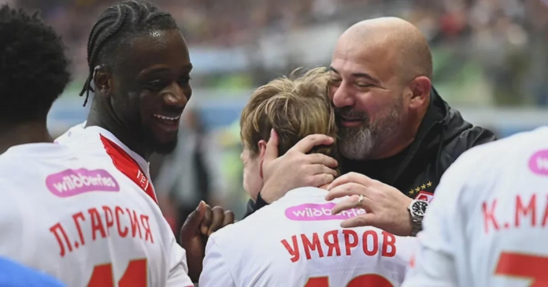 Деян Станкович: «Не нравились решения Умярова, мог избежать многих ошибок – постепенно они исчезли. Маркиньос Маркиньос хотел быть десяткой, Копакабана и вот это все – на фланге стал ответственнее»