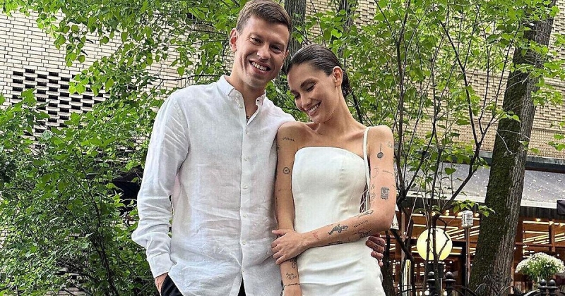 Истомина о драке Смолова: «Мой муж раскаялся, извинился и предложил компенсацию, но сумма запрашивалась все больше, нас шантажировали месяц. Когда мы отказались, видео «слили» в интернет»