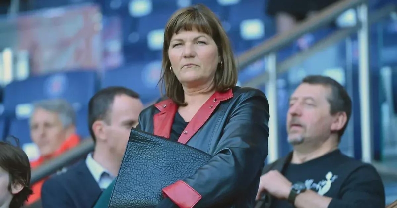 Мама Рабьо о срыве перехода Адриена в «МЮ» в 2022-м: «Они сказали, его зарплата снизится, если клуб не выйдет в ЛЧ. Я посчитала, что это надменно и неуважительно»