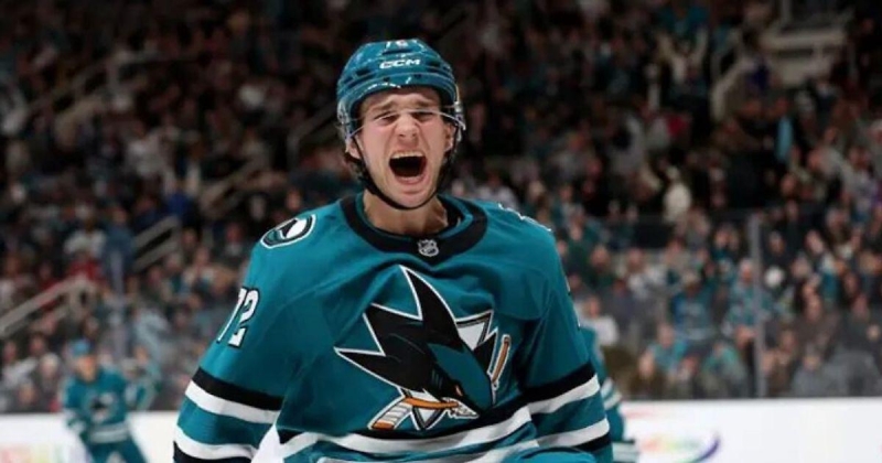 «Сан-Хосе» продлил Эклунда на 3 года с кэпхитом 5,6 млн долларов. У форварда остался еще год по контракту новичка