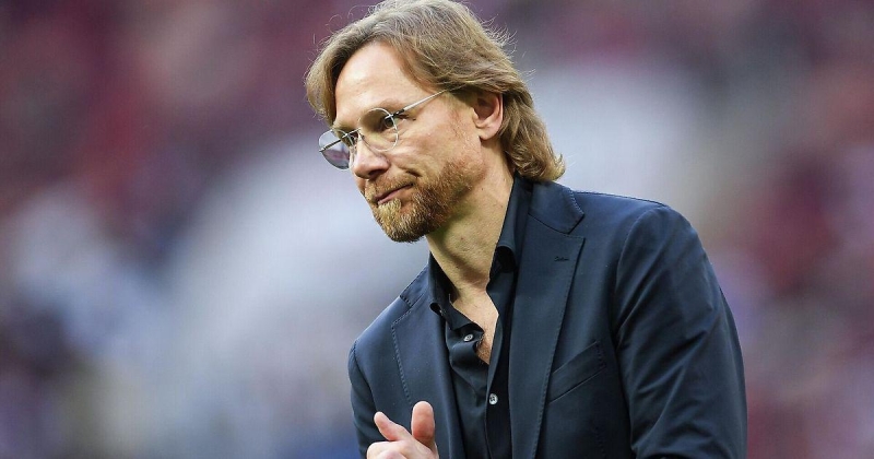 Радимов о «Динамо»: «Карпину надо менять психологию команды. Это не так просто – из игроков с титулами там только Сергеев. Ну еще Лещук – победитель конкурса по сидению на скамейке»