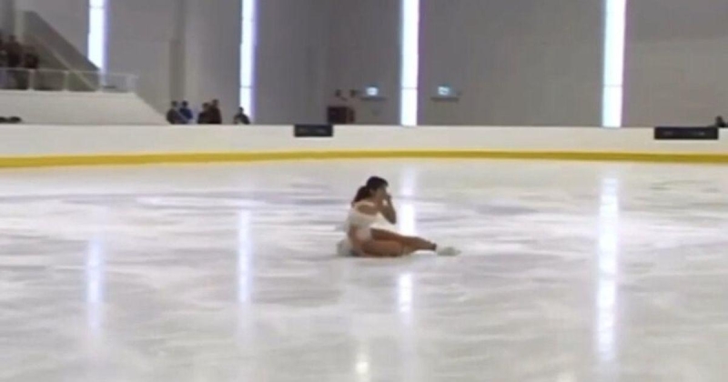 Алиса Лью упала перед короткой на Lombardia Trophy. Она лидирует на турнире
