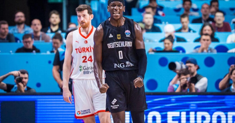 Экс-форвард «Лейкерс» Бонга признан лучшим игроком оборонительного плана Евробаскета-2025