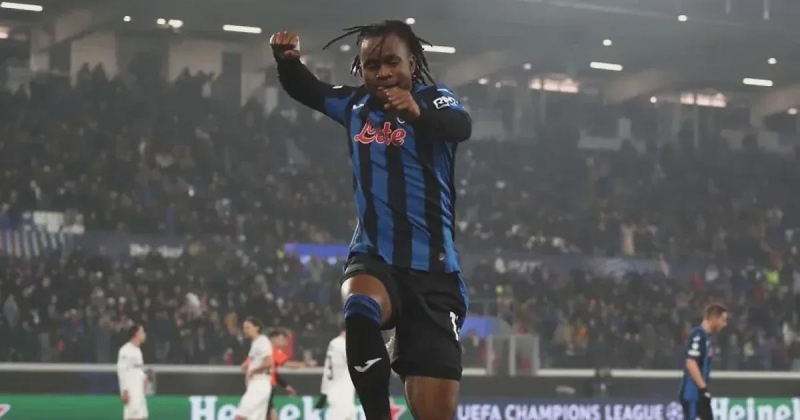 «Ювентус» хочет заменить Влаховича Лукманом. Другие варианты – Скамакка, Зиркзе, Рамуш, Кастро из «Болоньи», Пеллегрино из «Пармы»