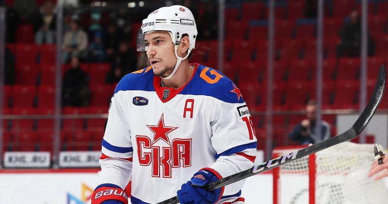 Плотников о противостоянии СКА и «Шанхая»: «Круто. Хорошо, что в Петербурге появился второй клуб, есть некое дерби, даже в медиа. Это придает популярности хоккею в нашей стране»