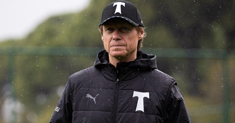 Кононов вернулся в «Торпедо» спустя 2 месяца после увольнения. 200.00 – клуб по итогам сезона напрямую выйдет в РПЛ