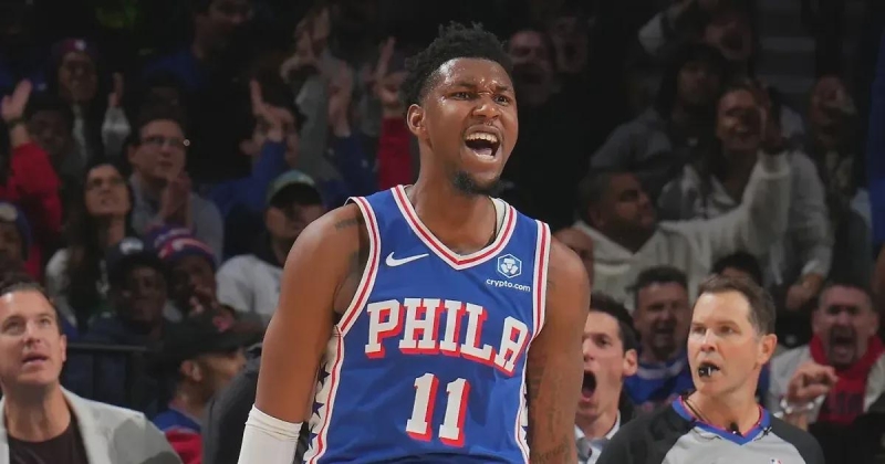 21-летний форвард «Филадельфии» Джастин Эдвардс набрал 22 очка, забросив 5 из 6 трехочковых, в победной игре с «Бостоном»