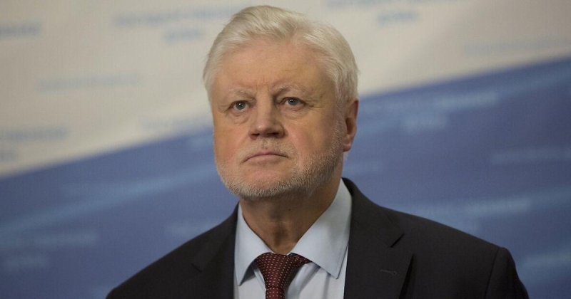 Депутат Миронов: «Сафонов достоин звания ЗМС! Что с лицом, господа русофобы? Еще один мощный удар по железному занавесу, которым хотят отгородить нашу страну и спорт. Вперед, Россия!»