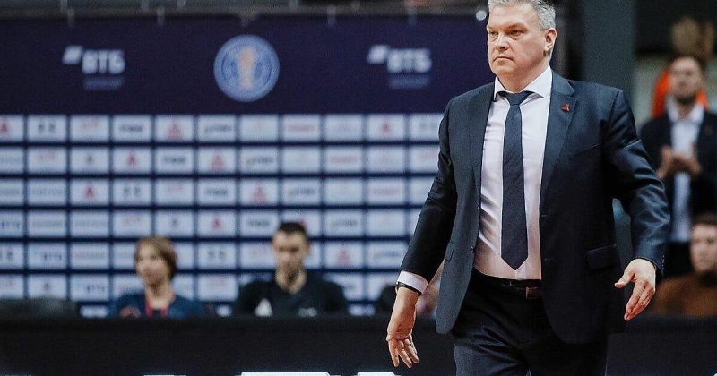 Евгений Пашутин после победы над «Самарой»: «Против «зоны» играть нужно умно: спокойно двигать мяч, ждать»