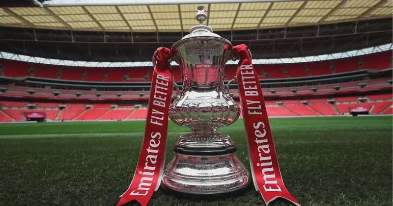 Кубок Англии. 3-й раунд.«Рексхэм» Райана Рейнольдса прошел «Ноттингем» по пенальти, «МЮ» примет «Брайтон» в воскресенье, «Ливерпуль» сыграет с «Барнсли» в понедельник