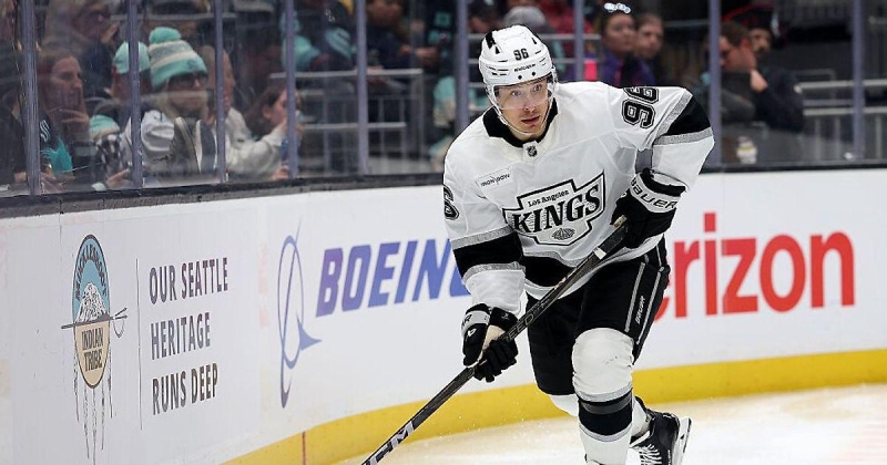 Кузьменко забил победный гол в матче с «Детройтом» и стал 1-й звездой. У него 11+10 в 46 играх в сезоне