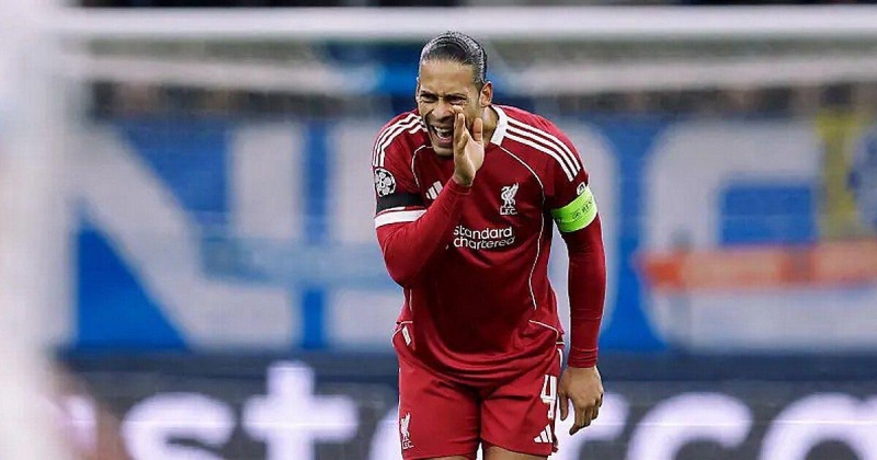 «Ливерпуль» после ошибки ван Дейка пропустил от «Борнмута». Капитан не попал ногой по мячу после заброса в штрафную