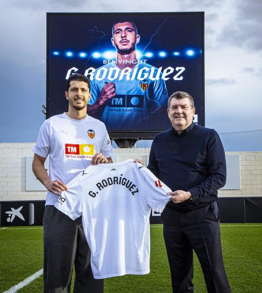 «Валенсия» подписала хавбека «Вест Хэма» Родригеса