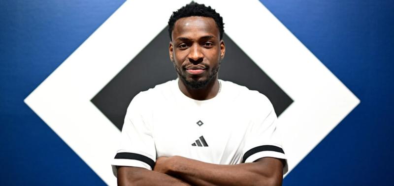 &laquo;Гамбург&raquo; арендовал Отеле у &laquo;Базеля&raquo; за 1,5 млн евро с правом выкупа за 4,5 млн. У вингера 5+4 в 20 матчах лиги Швейцарии