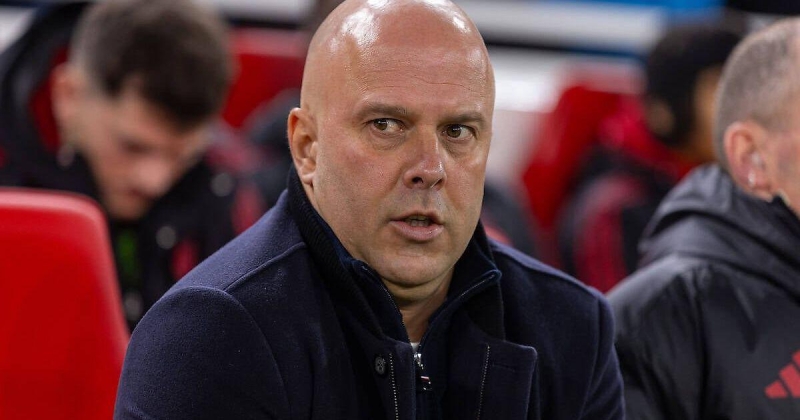 Каррагер о словах Слота про важность стиля, а не титулов: «Все понимают, что трофеи будут важнее, когда Арне уйдет из «Ливерпуля». Он хочет запомниться как тренер с определенным стилем, где бы он ни работал»