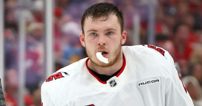 Никишин забил в овертайме матча с «Торонто», став 1-й звездой. У защитника «Каролины» 10+17 в 68 играх