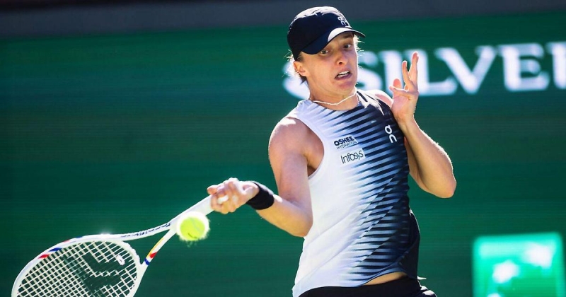 Швентек впервые проиграла пять матчей против топ-10 подряд