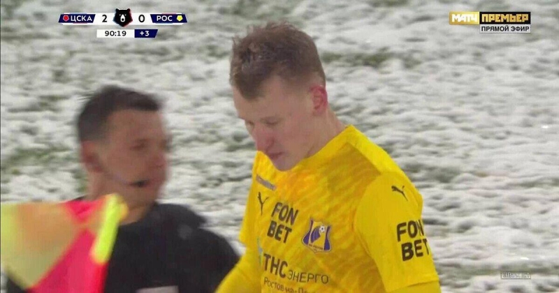 Защитник «Ростова» Мелехин: «Всегда считал, что если играешь в мяч, а затем по инерции задеваешь ногу соперника, то это максимум желтая. Но трактовки меняются»