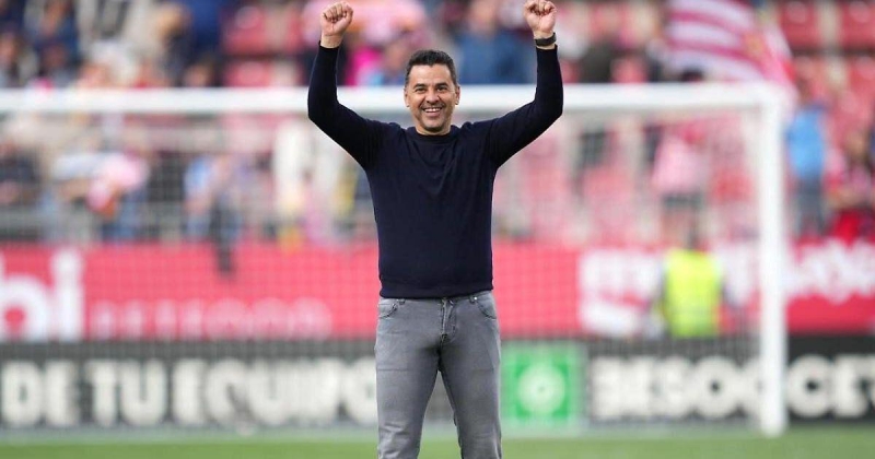 «Аякс» ведет переговоры с тренером «Жироны» Мичелом. Клуб из Амстердама идет 4-м в чемпионате и на 20 очков отстает от ПСВ