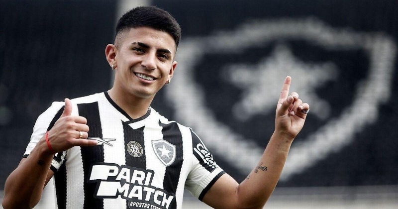 Альмада хочет перейти в «Атлетико». На хавбека «Ботафого» и Аргентины претендуют «Зенит» и «Бенфика»