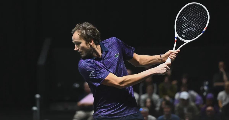 Бангалор. Командный выставочный турнир. 2-й тур. Медведев встретится с Шаповаловым, Бадоса победила Костюк, Свитолина &ndash; Линетт