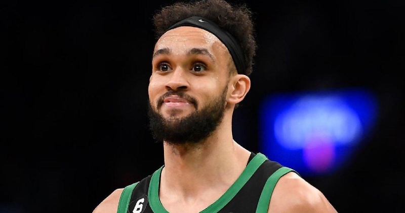 Деррик Уайт не верит в высадку американцев на поверхность Луны в 1969 году