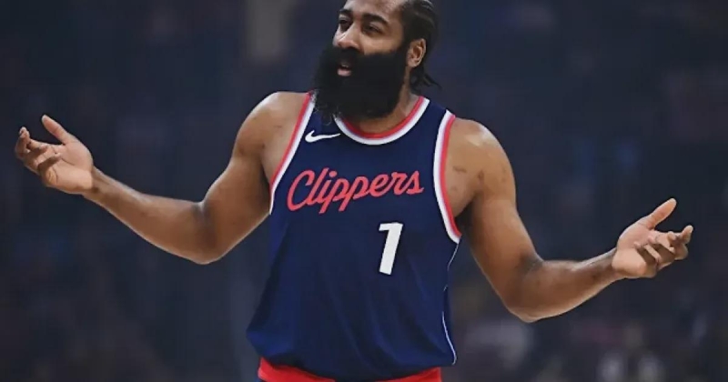 Джеймс Харден пропускает третий в сезоне матч. Звезду &laquo;Клипперс&raquo; беспокоит плечо