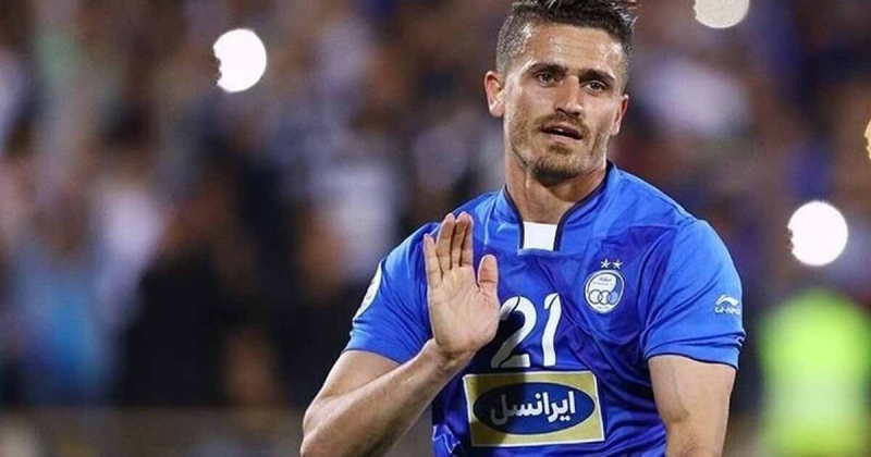 Экс-игрок сборной Ирана Гафури: «Господи, защити нас от иностранных захватчиков и внутренних предателей. Надеюсь, что враги Ирана и зачинщики войны будут уничтожены»