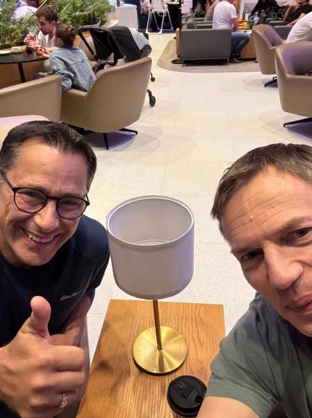 Гендиректор &laquo;Авангарда&raquo;: &laquo;Ги Буше проводит день рождения на работе. Штаб чуть ли не с рассвета на арене, пришло время теорию конвертировать в практику. Сезон близко&raquo;