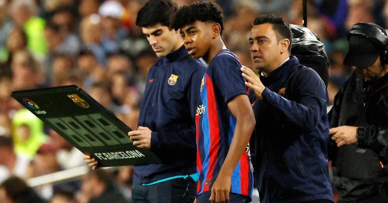 Хави о &laquo;Золотом мяче&raquo;: &laquo;Ямаль заслуживал, как и Витинья, Салах, Педри и Рафинья, но трофеи перевесили. Ламин победит, когда его команда выиграет ЛЧ или ЧМ&raquo;