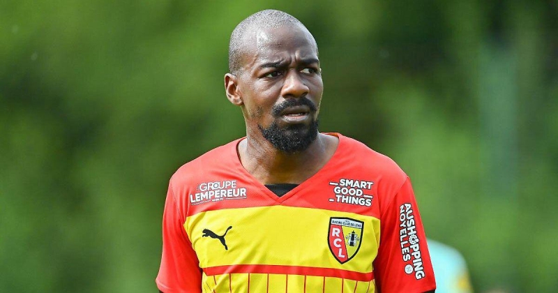 Какута спасался от злых духов чтением псалмов: «Во сне я был на кровати, все тело в цепях. Духи пытались приблизиться, а свет не давал им дотронуться до меня»