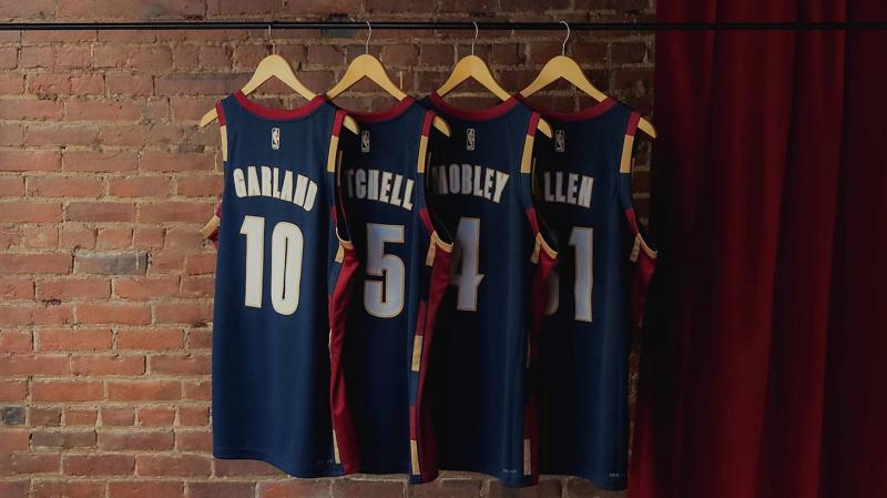 «Кливленд» возвращает классическую форму и паркет образца 2000-х годов