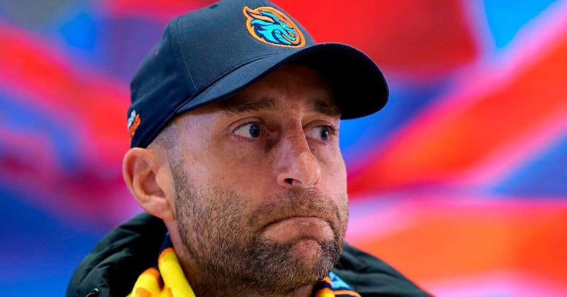 Лав о приходе в &laquo;Шанхай&raquo;: &laquo;Я играл в гольф в Аризоне за неделю до того, как оказался в России. Не&nbsp;думал, что буду тренировать в&nbsp;КХЛ &ndash; все произошло из-за ситуации Галлана со&nbsp;здоровьем&raquo;