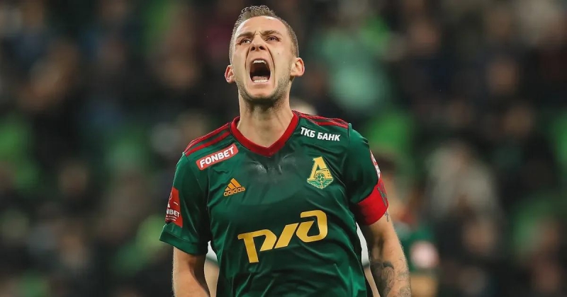 &laquo;Локомотив&raquo; отпустит Баринова в зарубежный клуб за 2 млн евро. Игрок вел переговоры с &laquo;Истанбулом&raquo;, но предложения не было (Иван Карпов)