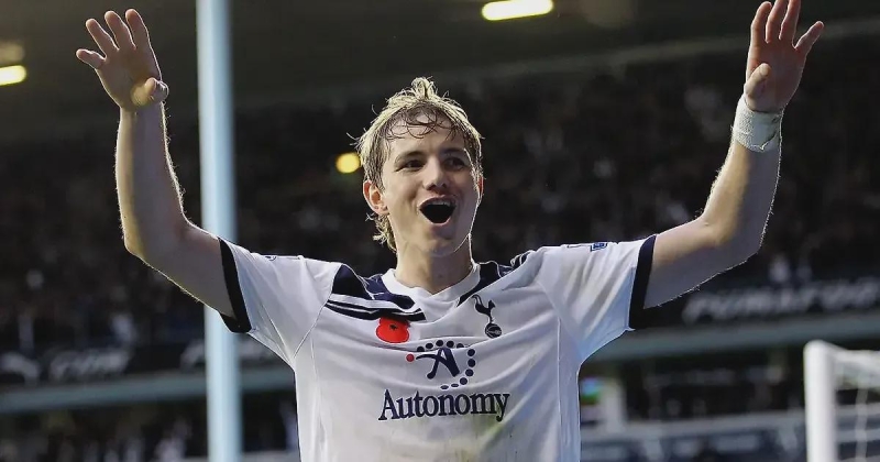 Павлюченко вспомнил, как мог перейти в &laquo;Ливерпуль&raquo; из &laquo;Тоттенхэма&raquo; в 2010 году: &laquo;Поступило предложение, хотел пойти.&nbsp;Леви сказал: &laquo;Ром, забудь о &laquo;Ливерпуле&raquo;. В Англии я тебя никуда не продам&raquo;