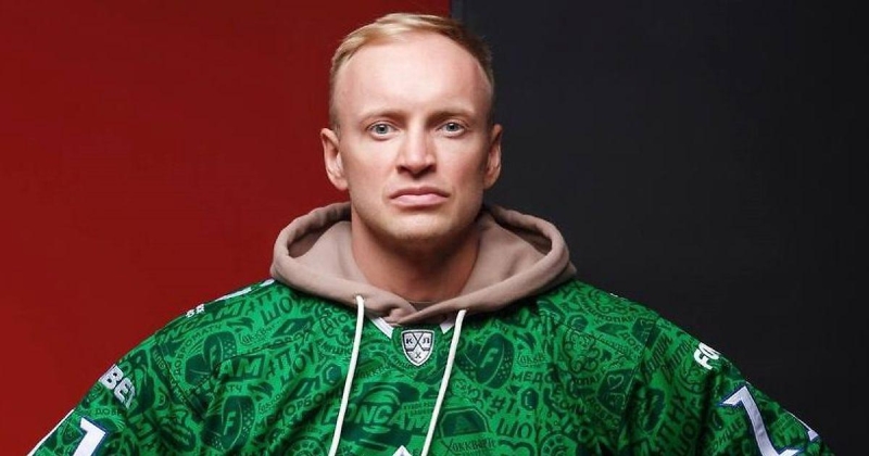 &laquo;Салават&raquo; показал форму для предсезонных матчей. На свитере изображены логотипы различных проектов клуба, включая мишкопад и &laquo;Медовое побоище&raquo;