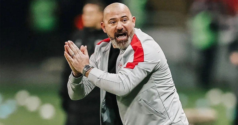 Сергей Ташуев: &laquo;Все хают Станковича, даже если он побеждает. А про Карпина в &laquo;Динамо&raquo; мы слышим: &laquo;Ему надо еще дать время поработать&raquo;. Разве это не двойные стандарты?&raquo;