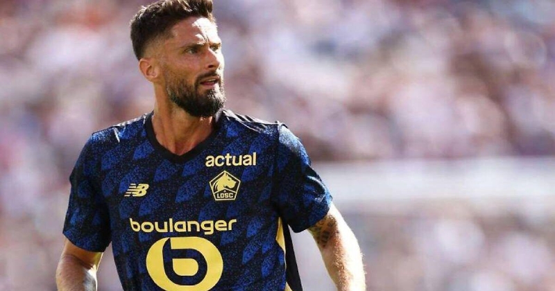 У 38-летнего Жиру 2 гола в двух матчах за &laquo;Лилль&raquo; в Лиге 1. Форвард забил победный мяч в игре с &laquo;Монако&raquo; на 91-й минуте, на 99-й не реализовал пенальти