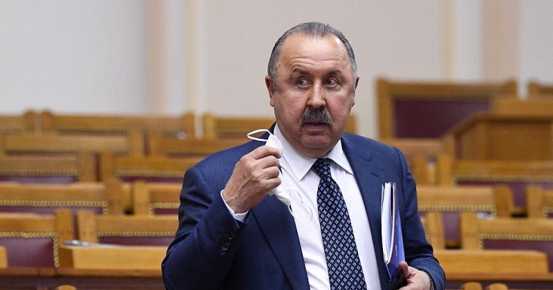 Валерий Газзаев: «В СССР тренеры учились 2 года. У Бескова и Лобановского были результаты, в 2000-е – у Романцева и Семина. Обсуждали с Дегтяревым, что нужна школа тренеров»